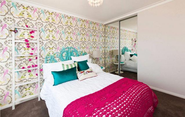 Uma linda e colorida opção para um quarto de menina adolescente Uma linda e colorida opção para um quarto de menina adolescente